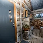 Aamukka A&b