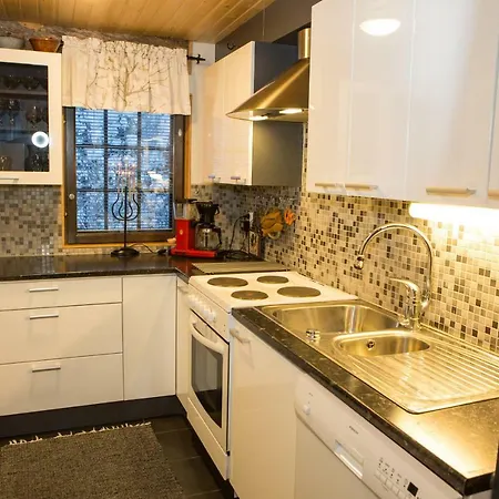 Вилла Aamukka A&b *